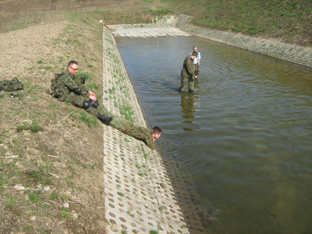 9_1207478284.jpg